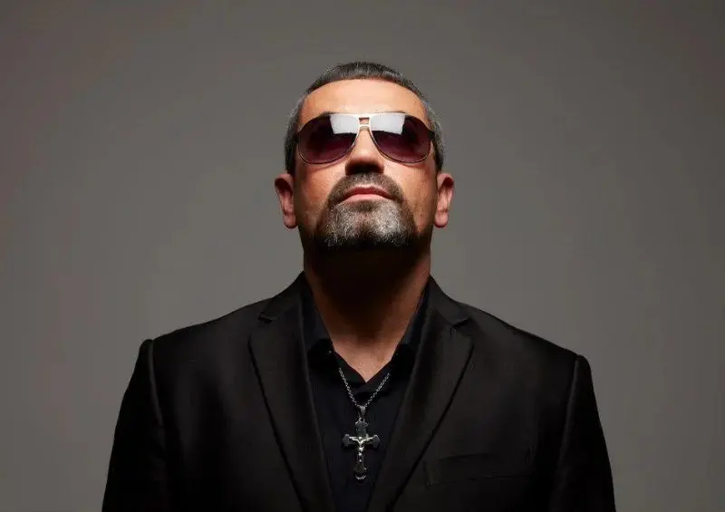 WORLD CLASS ENTERTAINER ANDREW BROWNING (UK) AS GEORGE MICHAEL