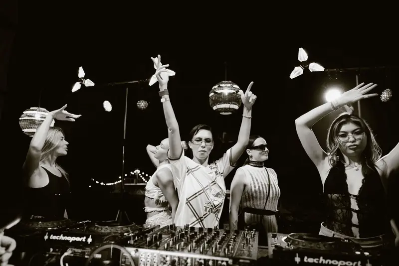 Technoport x Chill Beach: No better place