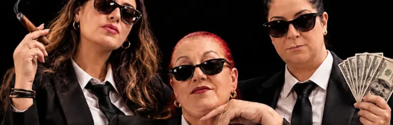 Ektos Elegxou: Mother & Daughters Comedy Show
